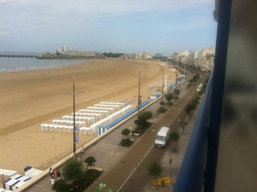 Studio Meuble Face Mer Vue Imprenable Sur La Mer, Parking Et Fibre Gratuits Les Sables-d'Olonne Exterior photo